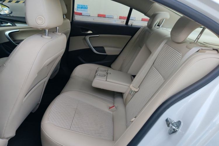 Used Buick Regal 2015 2.0L Leading Fashion Edition Left Rear Seat