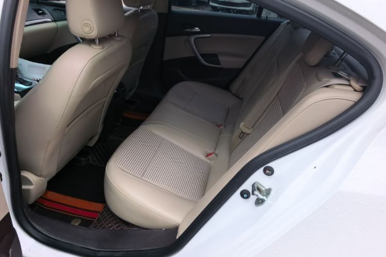 Used Buick Regal 2015 2.0L Leading Fashion Edition Left Rear Seat