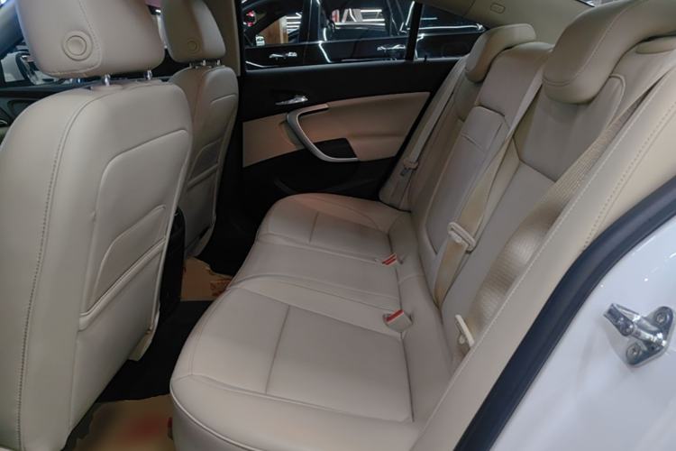 Used Buick Regal 2015 2.0L Leading Fashion Edition Left Rear Seat