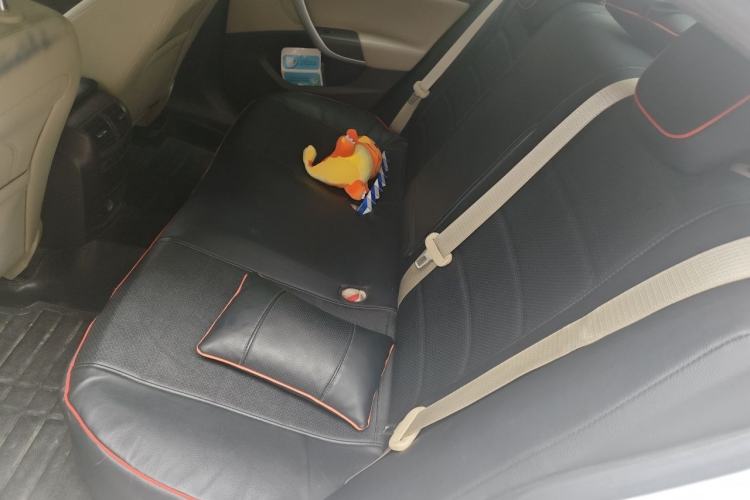 Used Buick Regal 2015 2.0L Leading Fashion Edition Left Rear Seat