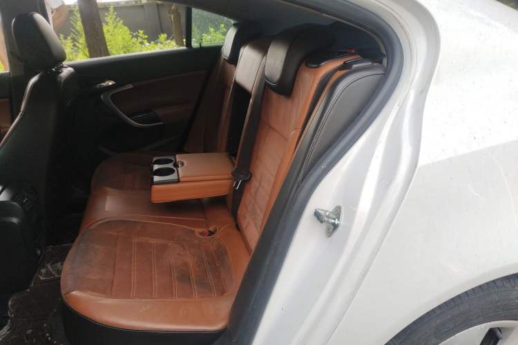 Used Buick Regal 2015 1.6T Elite Tech Model Left Rear Seat