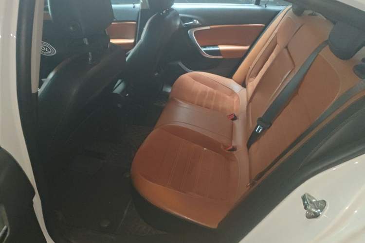 Used Buick Regal 2015 1.6T Elite Tech Model Left Rear Seat