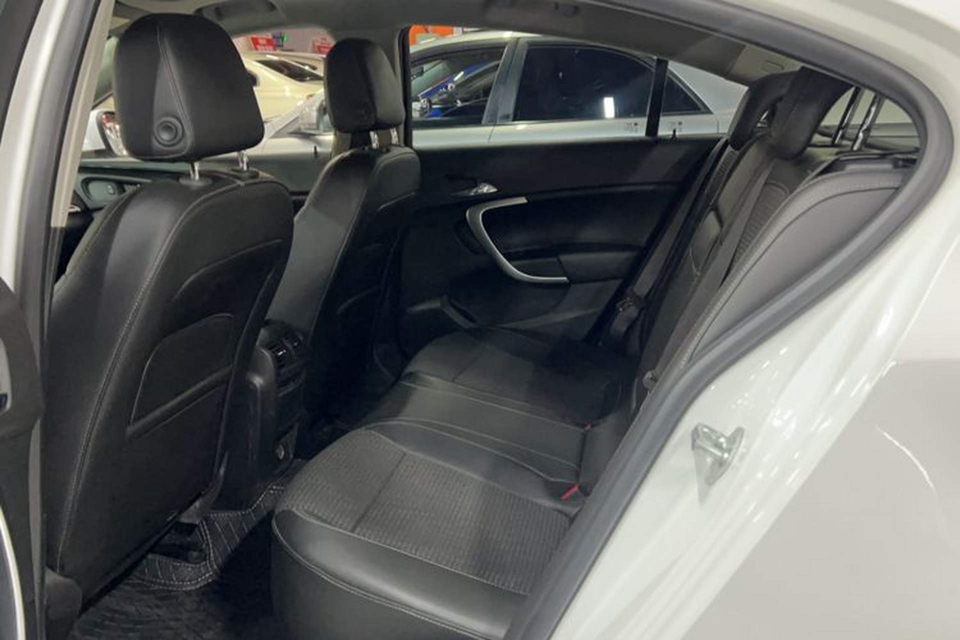 Used Buick Regal 2015 1.6T Leading Technology Model Left Rear Seat