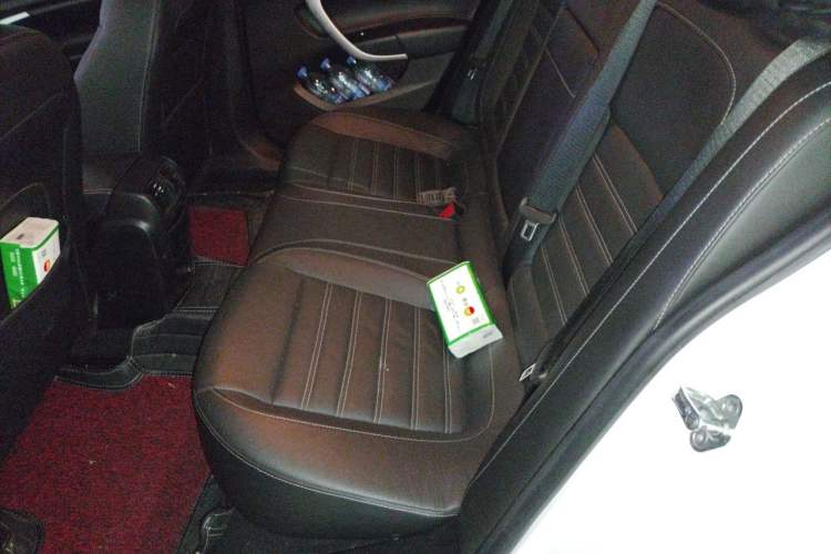 Used Buick Regal 2015 1.6T Elite Tech Model Left Rear Seat