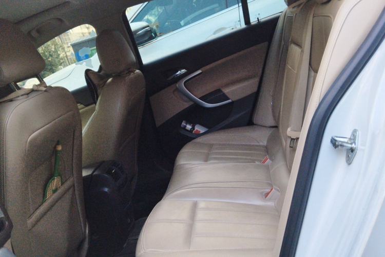 Used Buick Regal 2015 2.0L Elite Fashion Edition Left Rear Seat