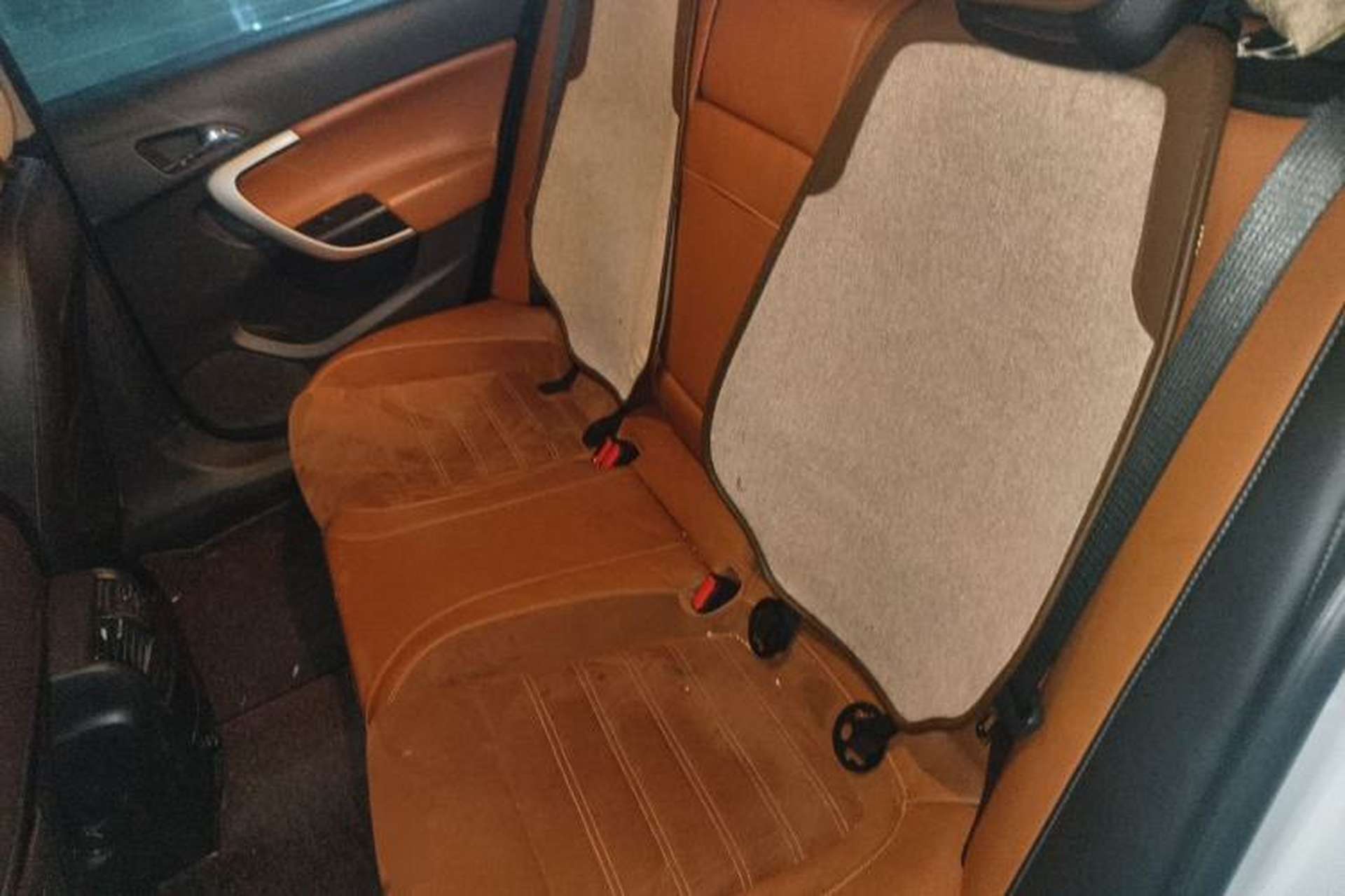 Used Buick Regal 2015 1.6T Elite Tech Model Left Rear Seat
