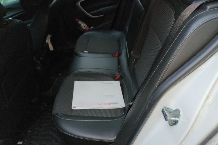 Used Buick Regal 2015 1.6T Leading Technology Model Left Rear Seat