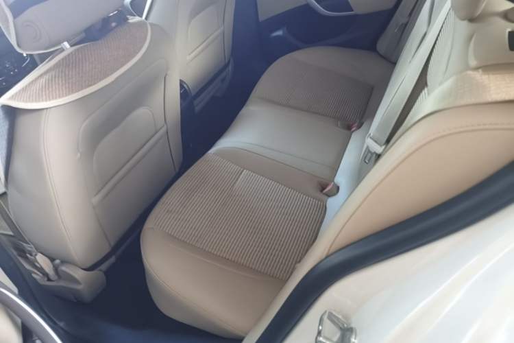 Used Buick Regal 2015 2.0L Leading Fashion Edition Left Rear Seat