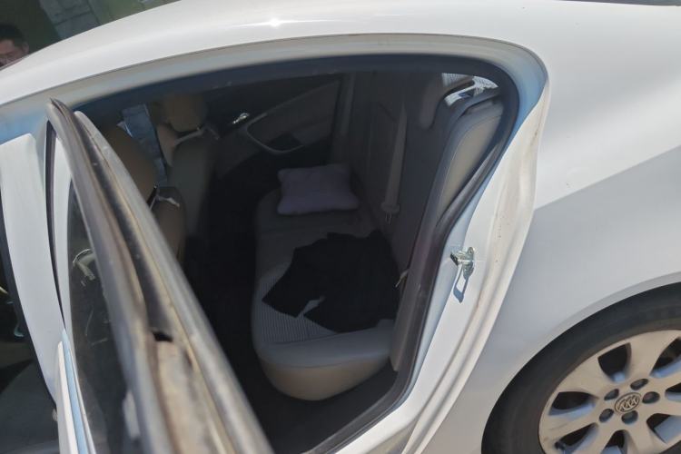 Used Buick Regal 2015 2.0L Leading Fashion Edition Left Rear Seat