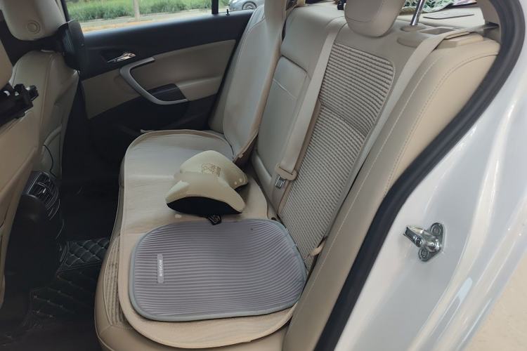 Used Buick Regal 2015 2.0L Leading Fashion Edition Left Rear Seat
