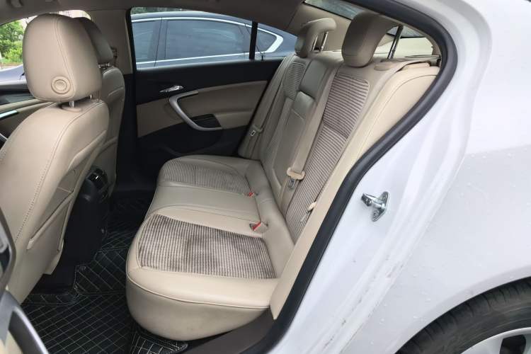 Used Buick Regal 2015 2.0L Leading Fashion Edition Left Rear Seat