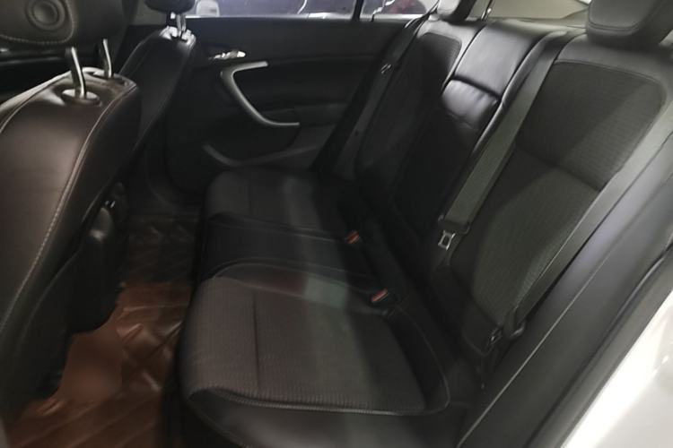 Used Buick Regal 2015 1.6T Leading Technology Model Left Rear Seat