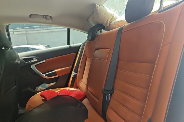 Used Buick Regal 2015 1.6T Elite Tech Model Left Rear Seat
