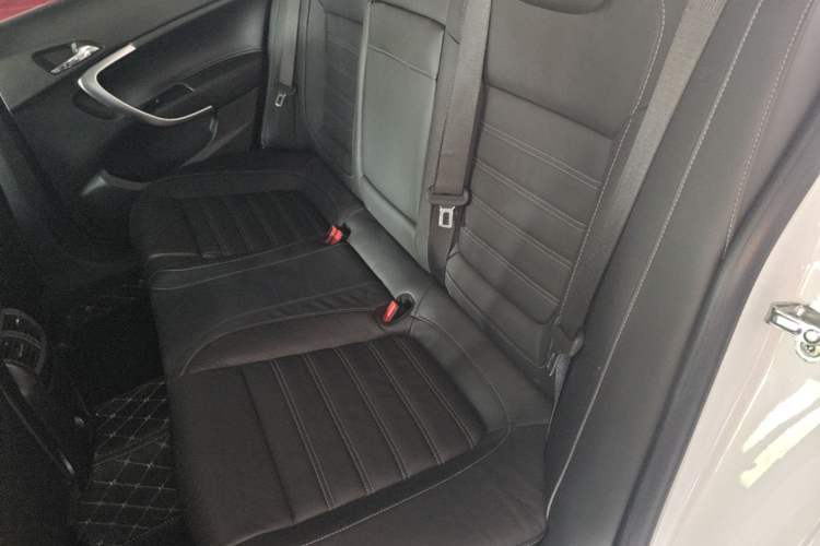 Used Buick Regal 2015 1.6T Elite Tech Model Left Rear Seat