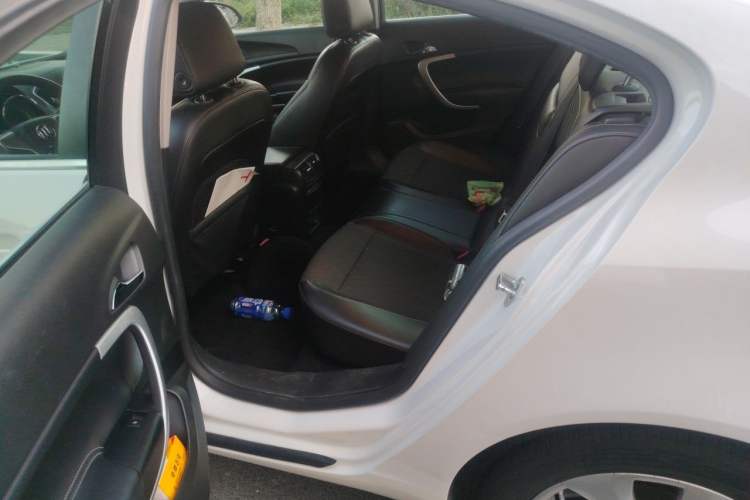 Used Buick Regal 2015 1.6T Leading Technology Model Left Rear Seat