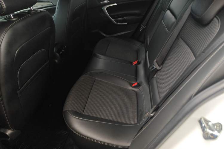 Used Buick Regal 2015 1.6T Leading Technology Model Left Rear Seat