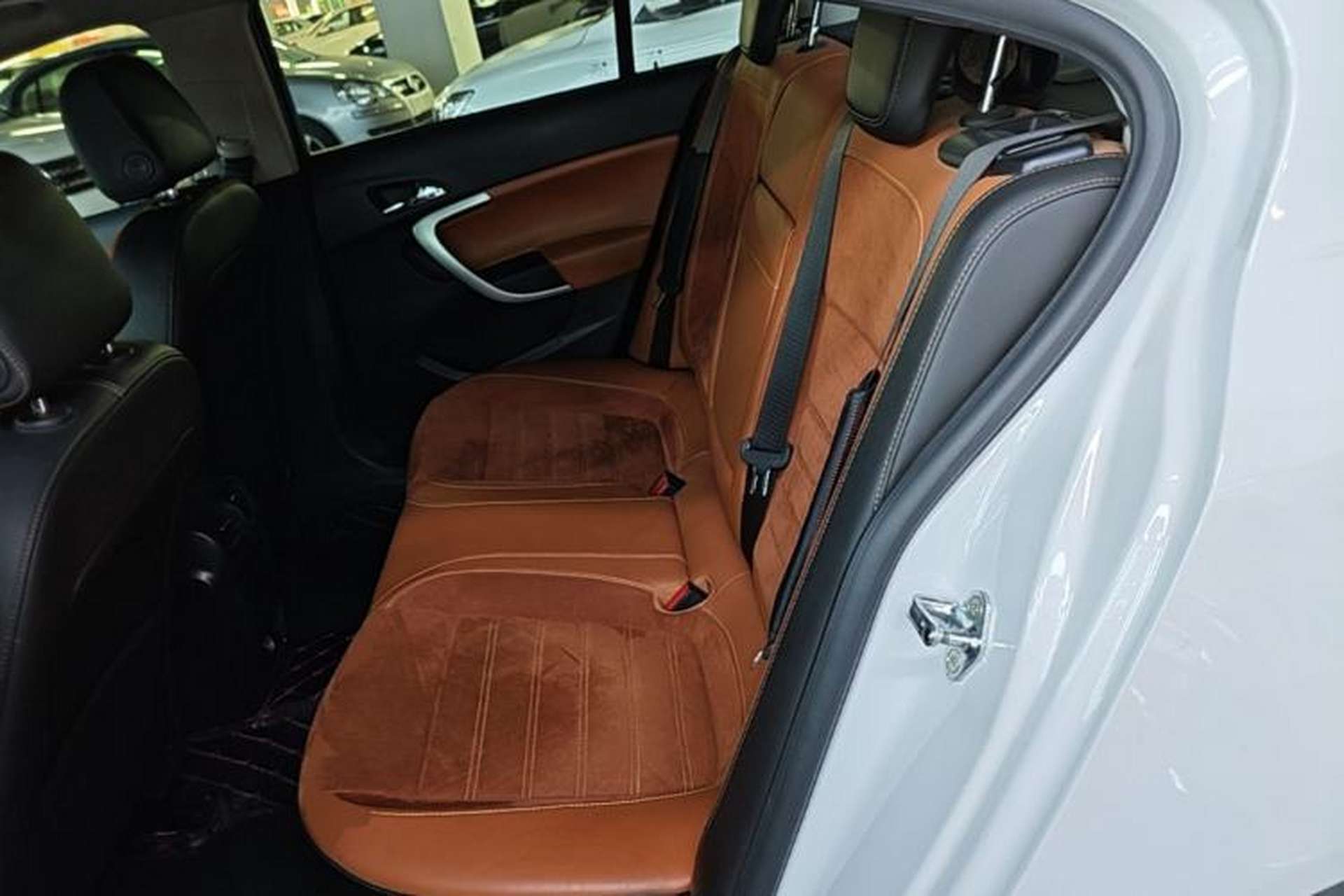 Used Buick Regal 2015 1.6T Elite Tech Model Left Rear Seat
