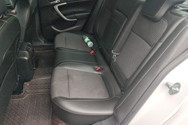 Used Buick Regal 2015 1.6T Leading Technology Model Left Rear Seat