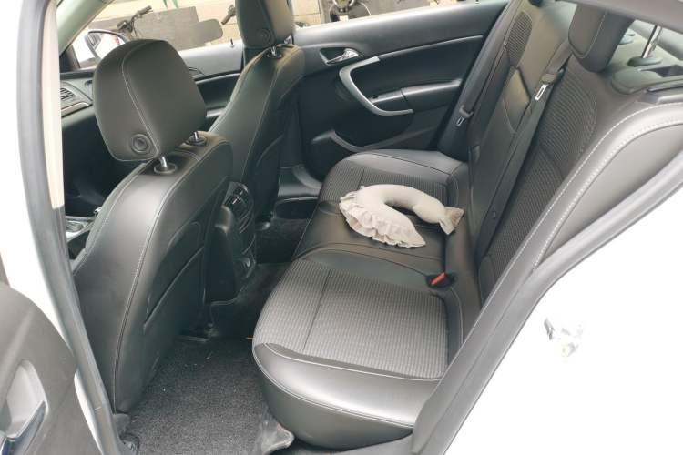 Used Buick Regal 2015 1.6T Leading Technology Model Left Rear Seat