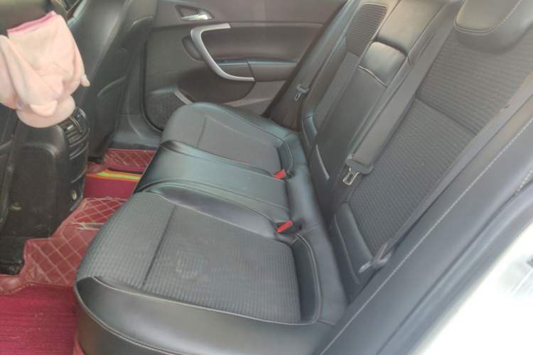 Used Buick Regal 2015 1.6T Leading Technology Model Left Rear Seat