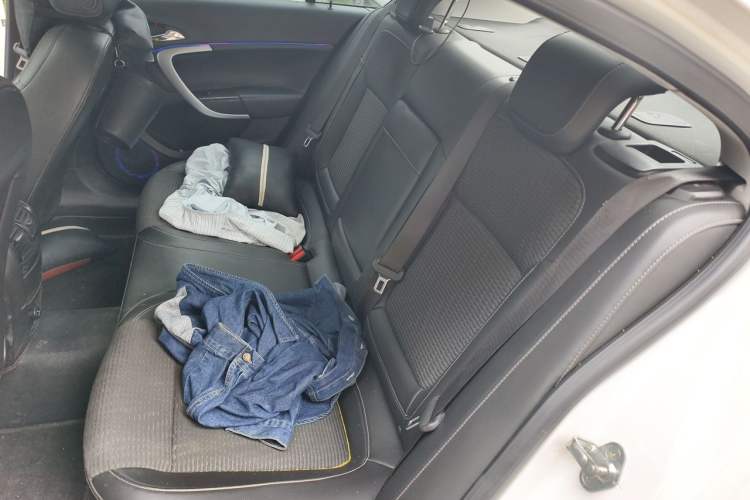Used Buick Regal 2015 1.6T Leading Technology Model Left Rear Seat