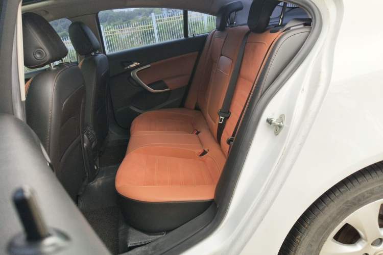 Used Buick Regal 2015 1.6T Elite Tech Model Left Rear Seat