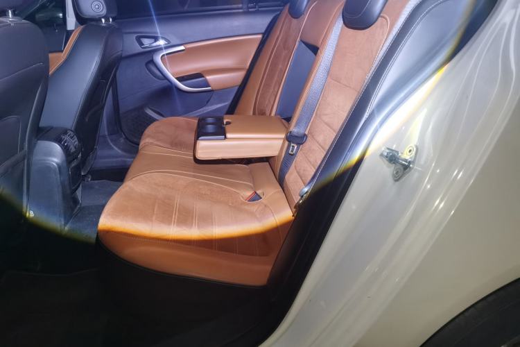 Used Buick Regal 2015 1.6T Elite Tech Model Left Rear Seat