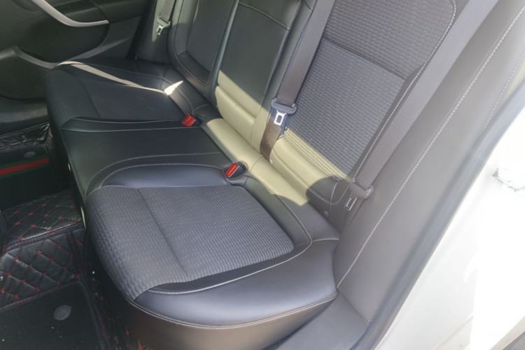 Used Buick Regal 2015 1.6T Leading Technology Model Left Rear Seat