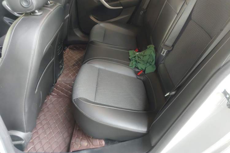 Used Buick Regal 2015 1.6T Leading Technology Model Left Rear Seat