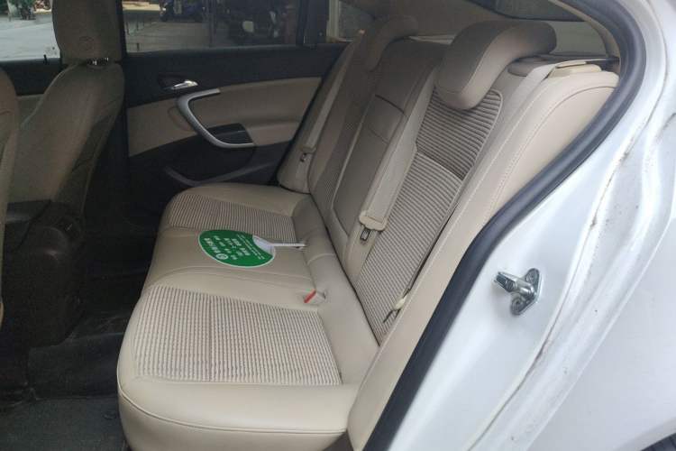 Used Buick Regal 2015 2.0L Leading Fashion Edition Left Rear Seat