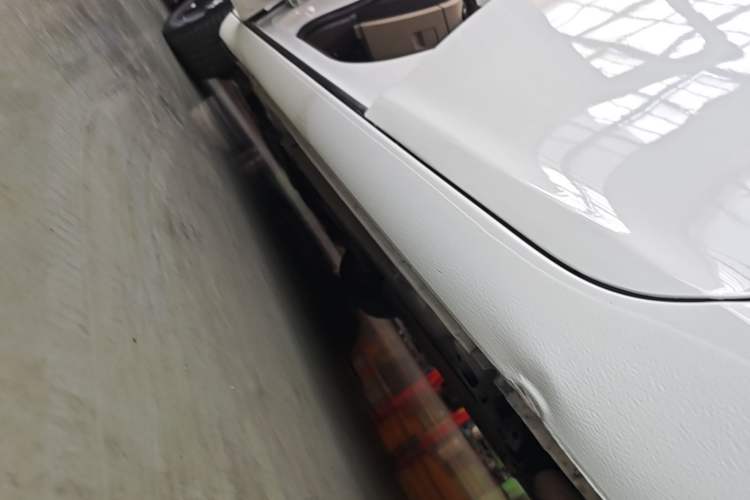 Used Buick Regal 2015 2.0L Leading Fashion Edition Left Side Sill