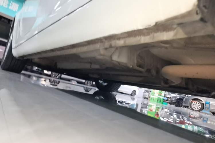 Used Buick Regal 2015 1.6T Leading Technology Model Left Side Sill