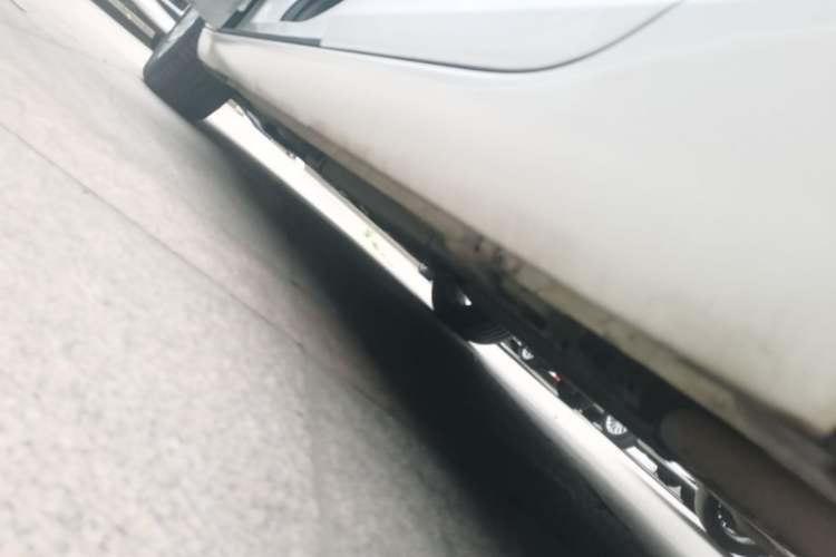 Used Buick Regal 2015 1.6T Elite Tech Model Left Side Sill