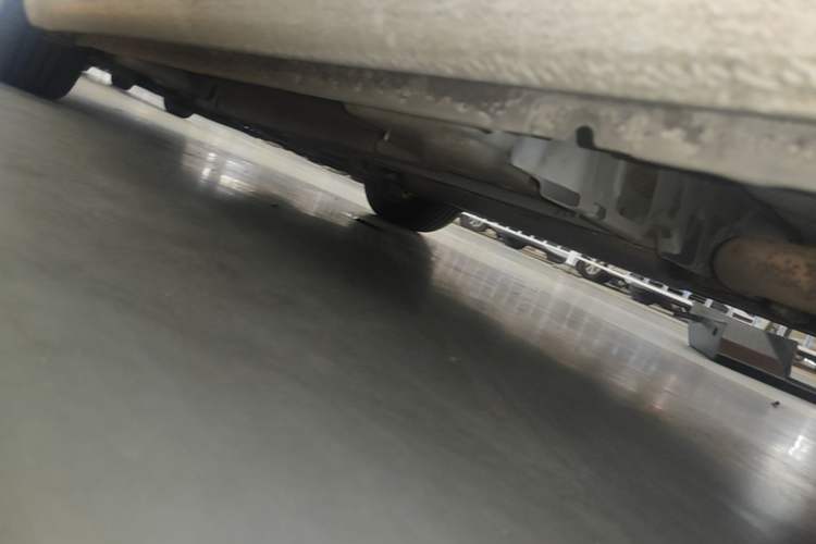 Used Buick Regal 2015 1.6T Elite Tech Model Left Side Sill