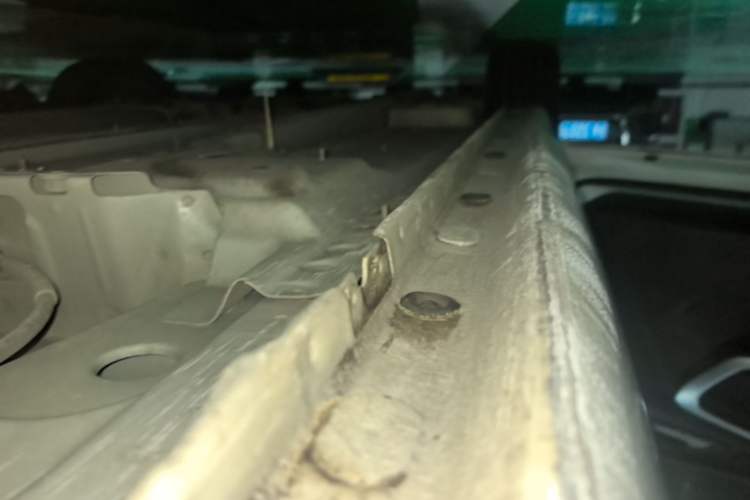 Used Buick Regal 2015 1.6T Leading Technology Model Left Side Sill