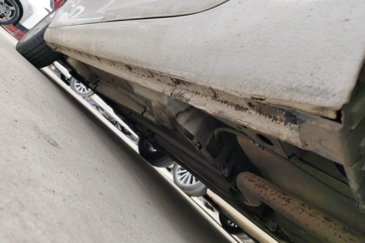 Used Buick Regal 2015 1.6T Leading Technology Model Left Side Sill
