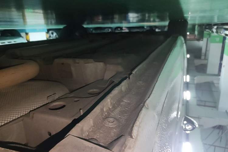 Used Buick Regal 2015 1.6T Elite Tech Model Left Side Sill