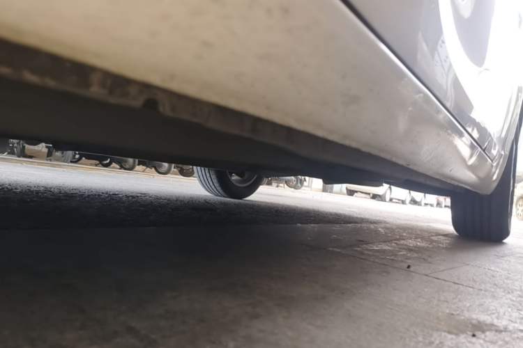 Used Buick Regal 2015 2.0L Leading Fashion Edition Left Side Sill