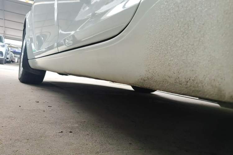 Used Buick Regal 2015 1.6T Leading Technology Model Left Side Sill