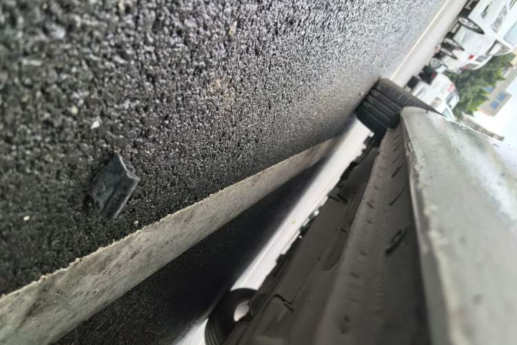 Used Buick Regal 2015 2.0L Leading Fashion Edition Left Side Sill