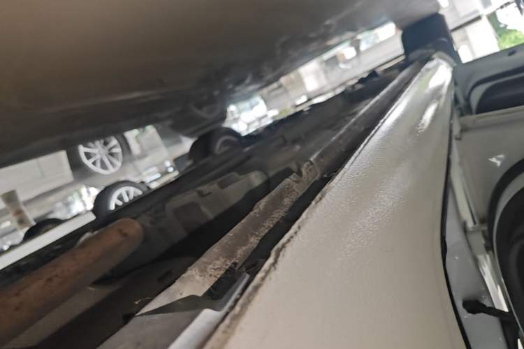Used Buick Regal 2015 2.0L Elite Fashion Edition Left Side Sill