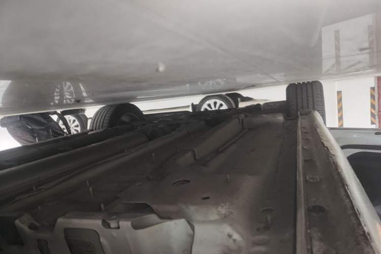 Used Buick Regal 2015 1.6T Elite Tech Model Left Side Sill