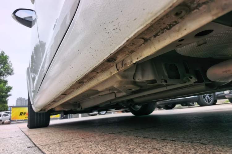 Used Buick Regal 2015 1.6T Elite Tech Model Left Side Sill