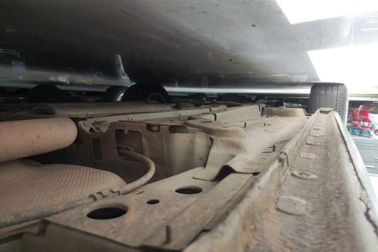 Used Buick Regal 2015 1.6T Leading Technology Model Left Side Sill