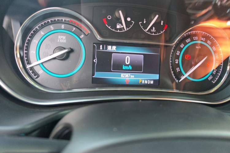 Used Buick Regal 2015 GS 2.0T Grand Sport Edition Odometer Close Up