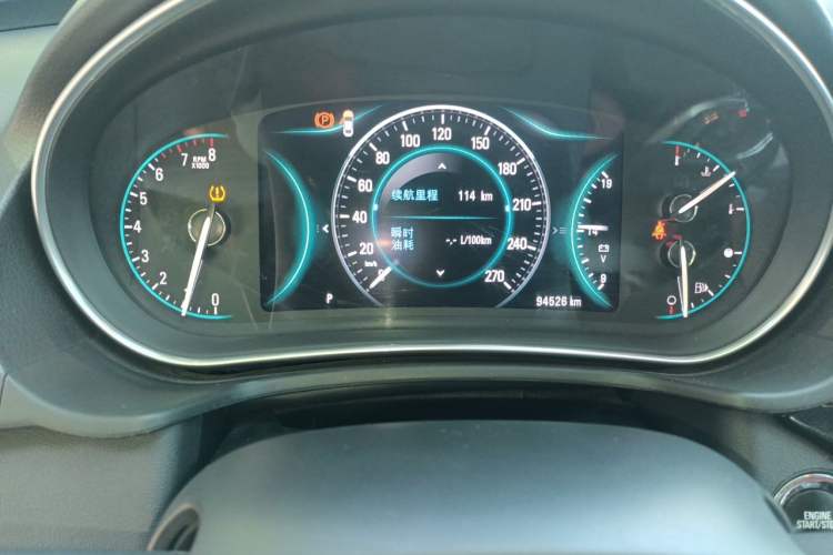 Used Buick Regal 2015 1.6T Elite Tech Model Odometer Close Up