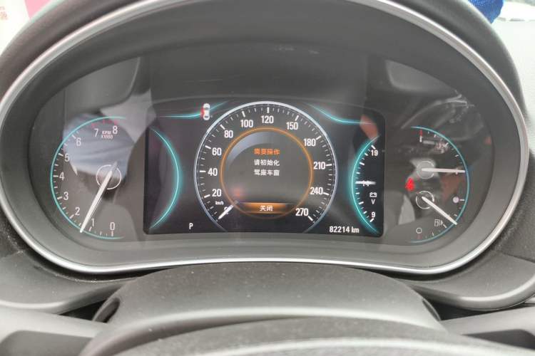 Used Buick Regal 2015 1.6T Elite Tech Model Odometer Close Up