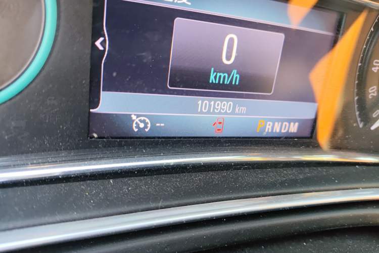 Used Buick Regal 2015 GS 2.0T Grand Sport Edition Odometer Close Up