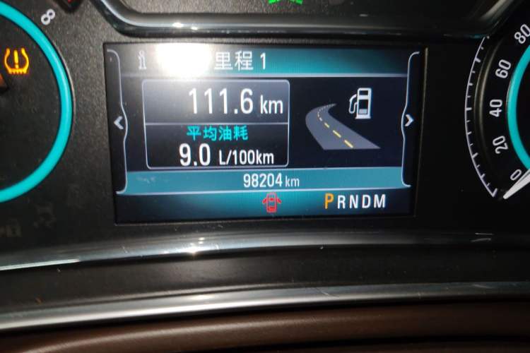 Used Buick Regal 2015 2.0L Elite Fashion Edition Odometer Close Up