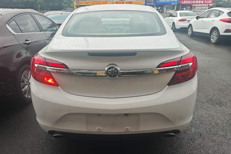 Used Buick Regal 2015 2.0L Leading Fashion Edition Rear